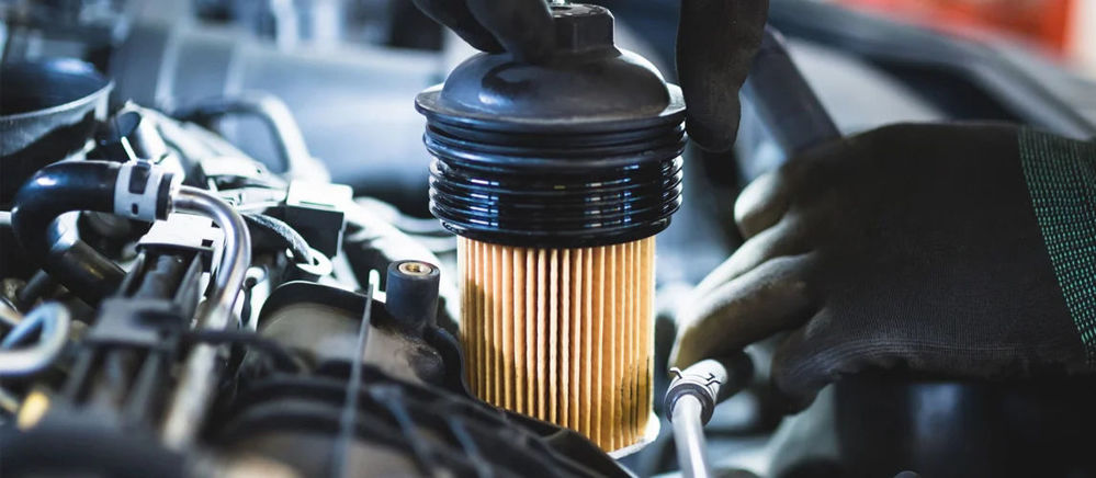 Filter ulja zadržava ostatke i prljavštinu iz ulja dok motor radi
