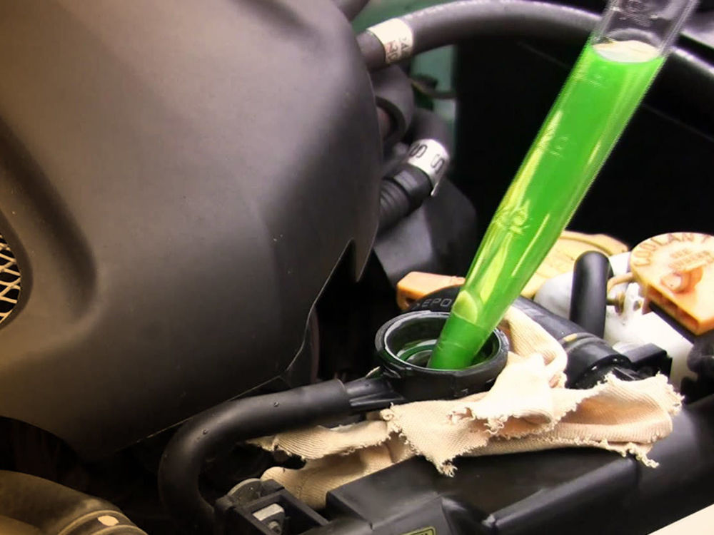 Sistem za hlađenje u automobilu se zasniva na cirkulaciji rashladne tekućine