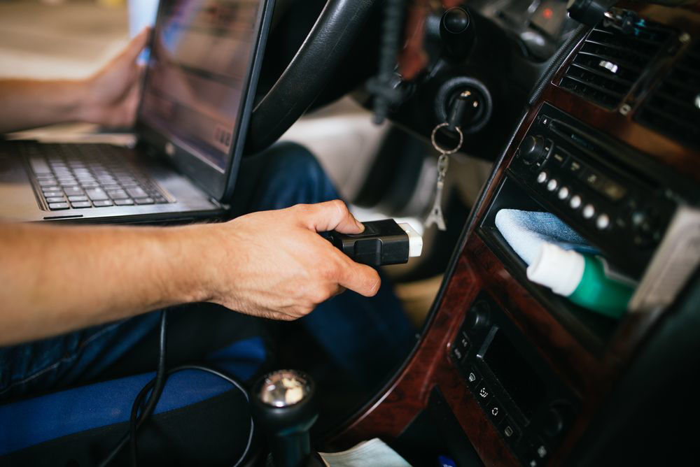 Moderni autoservisi sve više koriste prednosti revolucionarnih tehnologija