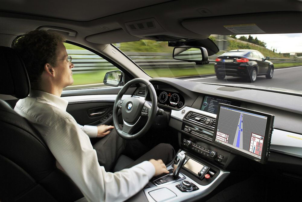 Proizvođači automobila polako postaju i softverske kompanije