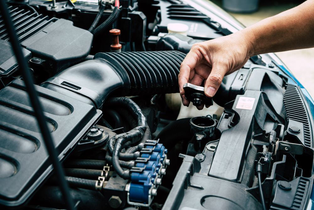 Sistem za hlađenje motora u automobilu zasniva se na cirkulaciji rashladne tekućine